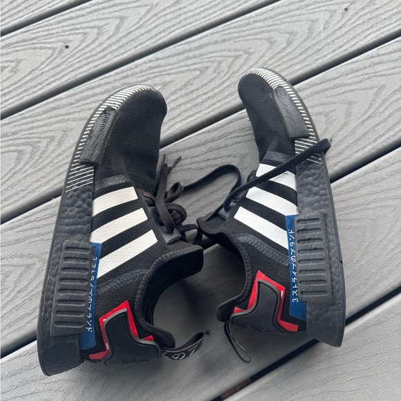 Adidas NMD R1 Black White Red Blue Sneakers Men’s Size 12